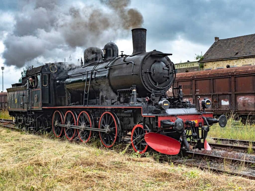 A steam train similar to the ones on Heritage Railways
