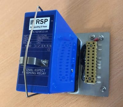 Signal Aspect Flashing Relay (SAFR) and baseplate