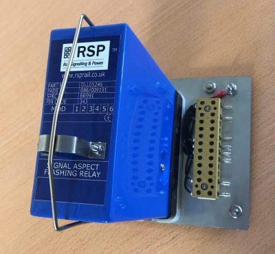 Signal Aspect Flashing Relay (SAFR) and baseplate